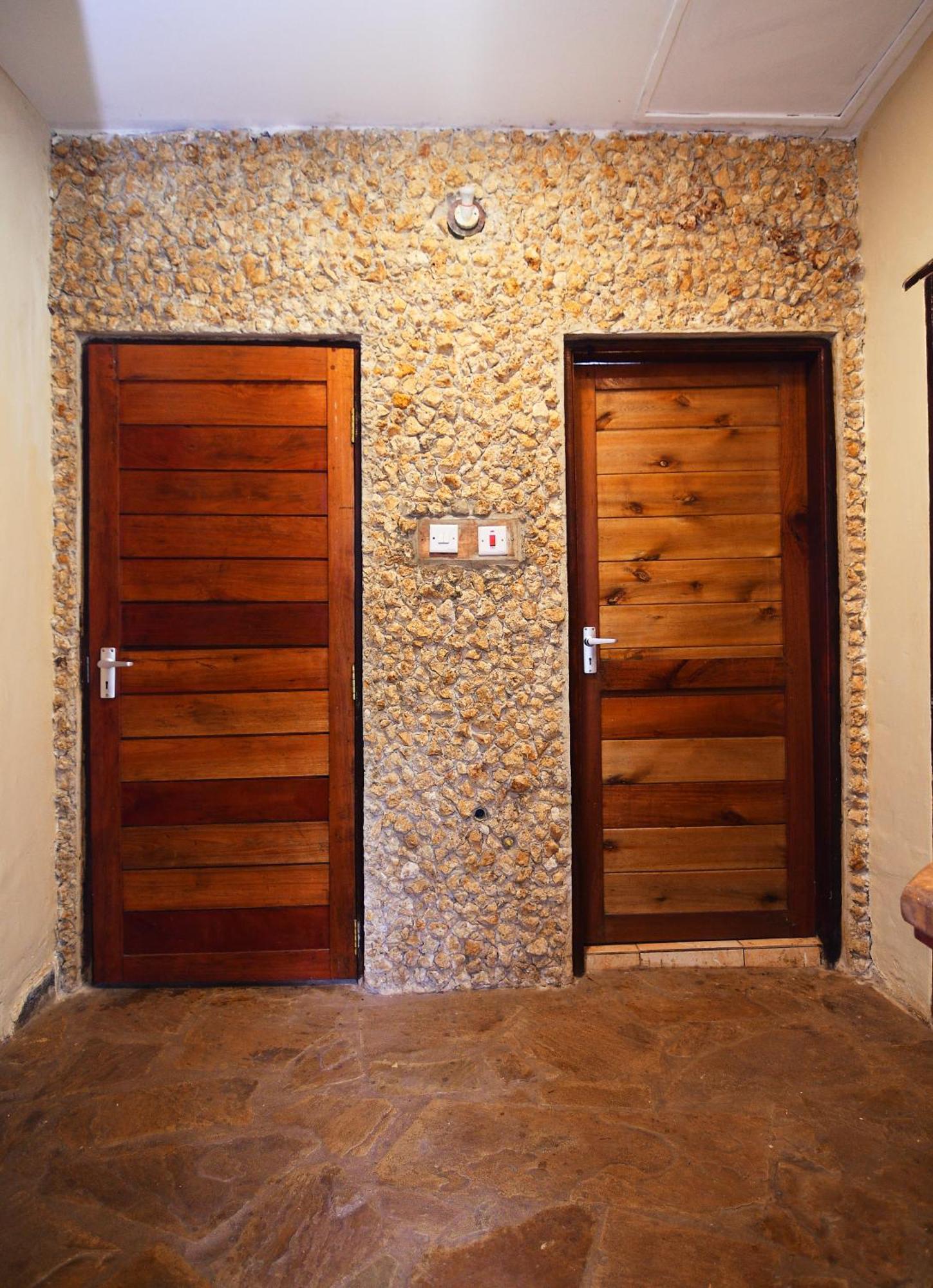 Tulia House Backpackers Hostel Μομπάσα Εξωτερικό φωτογραφία